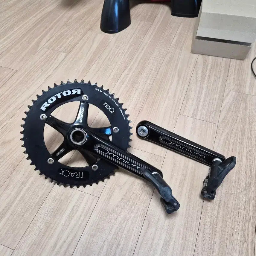 [BUNJANG] Roturn Q Omnium Crankset - Team Edition (Ocean Blue Metallic) / 로터노큐 움니움 크랭크셋 급처 (번치바펄수트75로터노큐t488림룩564디스크휠오발이오션블루메탈블루팀에디션dcc헌터브로스캔디블루스기노젠크랭크위아위스txtsd펄트tk1사발이)