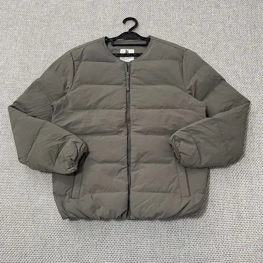 [BUNJANG] L Harrison Women's Round Neck Padded Jacket / L 해리슨 여자 라운드 넥 패딩 자켓 B.6098