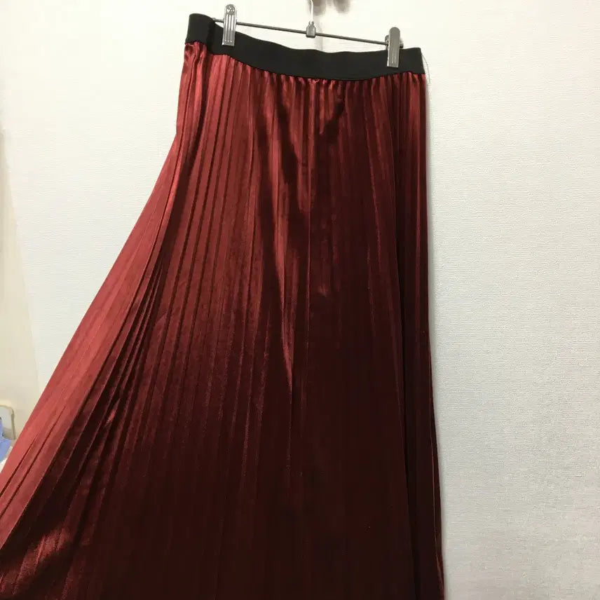 [BUNJANG] DKNY Pleated Long Skirt / DKNY 플리츠 주름 롱 스커트