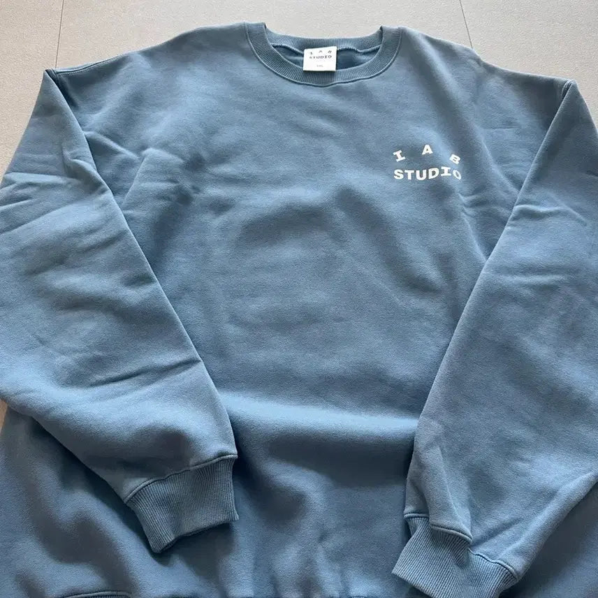 [BUNJANG] IAB STUDIO Sweatshirt Sky Blue 2XL / IAB STUDIO 맨투맨 블루 2XL
