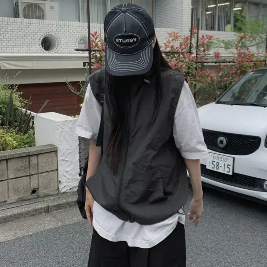 [BUNJANG] Ablley Nylon Hooded Windbreaker Vest / 에이블리 로플로 나일론 후드 바람막막이 조끼