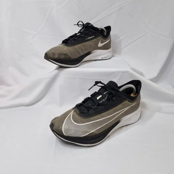 [BUNJANG] Nike Zoom Fly 270 Sneakers Running Shoes / 두하빈티지 270 나이키 줌 플라이 스니커즈 러닝화