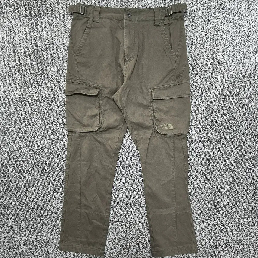 [BUNJANG] The North Face Outdoor Logo Embroidered Cargo Pants / 노스페이스 아웃도어 로고자수 카고 팬츠