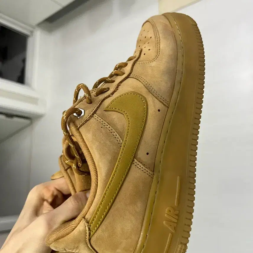[BUNJANG] Nike Air Force 1 '07 WB 'Flax' Sneakers / 나이키 에어포스 1 07 WB 플랙스 된장포스 270