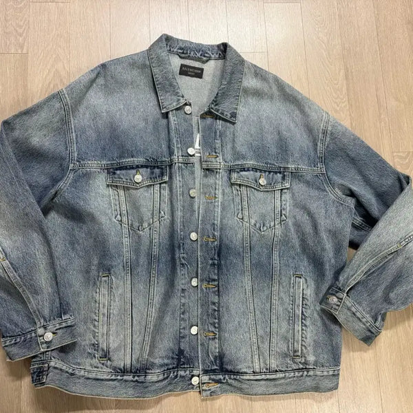 [BUNJANG] Balenciaga Gapper Denim Jacket Blue Wash Size 3 / [3] 발렌시아가 개퍼 데님 자켓 중청