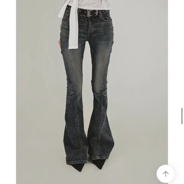 [BUNJANG] Chicwin Double Edge Curve Cut Bootcut Denim Jeans / 에이블리 시크윈 더블 엣지 커브 절개 블루워싱 데님진 부츠컷청바지