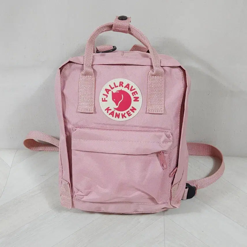 [BUNJANG] Fjällräven Kånken Mini Backpack Pink / 미니사이즈 피엘라벤 칸켄 핑크 미니 백팩 아동가방