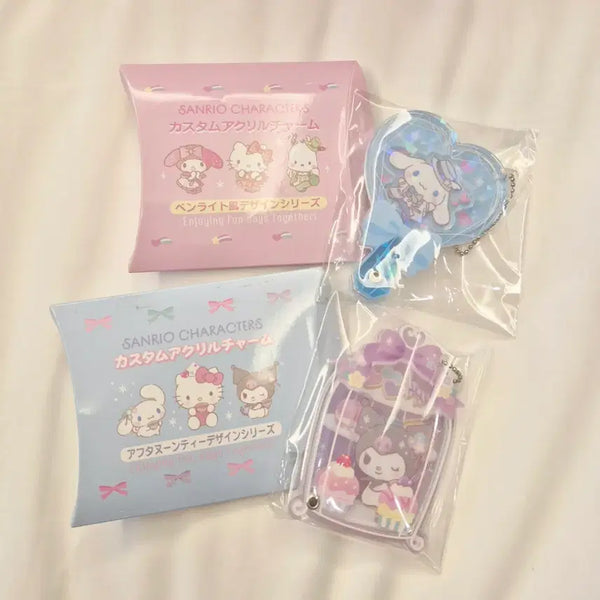 [BUNJANG] Sanrio Custom Acrylic Charm Keychain (Cinnamoroll, Kuromi) / 산리오 랜덤 커스텀 아크릴참 아크릴 키링, 쉐이크 아크릴 키링 시나모롤, 쿠로미 판매