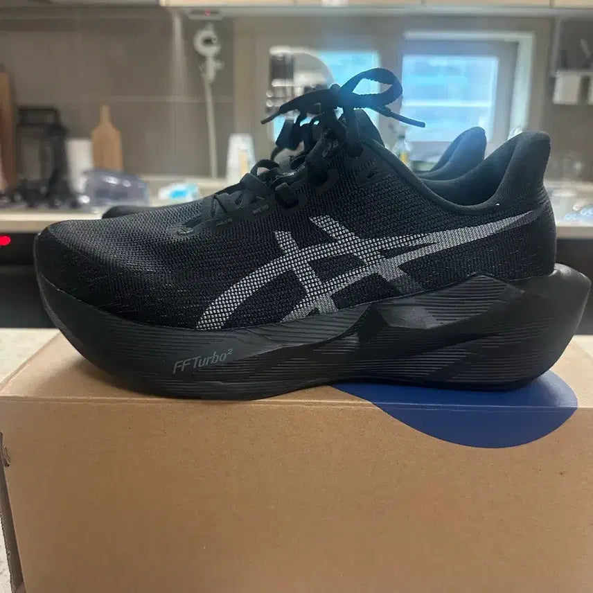 [BUNJANG] Asics NovaBlast 6 Black 2E Size 265 Running Shoes / 아식스 노바블라스트6 블랙 사이즈 265(2E)