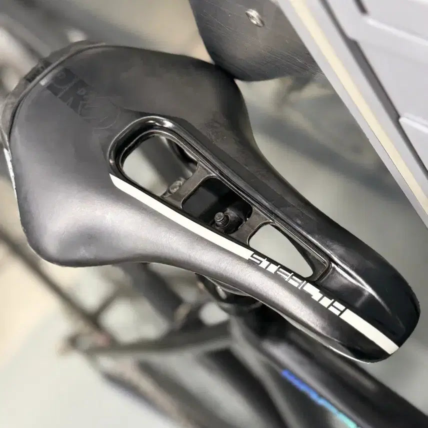 [BUNJANG] Pro Stealth Saddle / 스텔스 안장