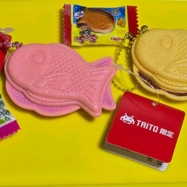 [BUNJANG] Strawberry Bungeoppang Gachapon Charm Set / 딸기붕어빵 가챠  붕어빵 가챠 키링