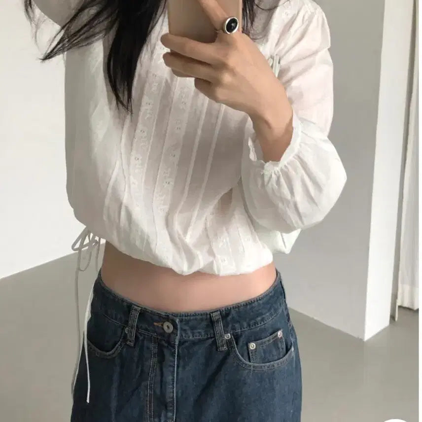 [BUNJANG] Maybe Baby Lace Blouse / 메이비베이비 레이스 블라우스