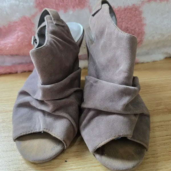 [BUNJANG] Women's Beige Suede Sandals / (중고) 여성 샌들