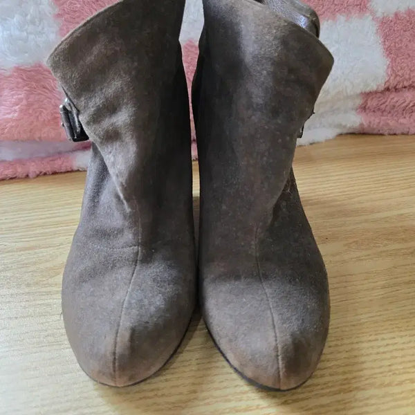 [BUNJANG] Women's Suede Boots with Buckle Accent / (중고) 여성 부츠