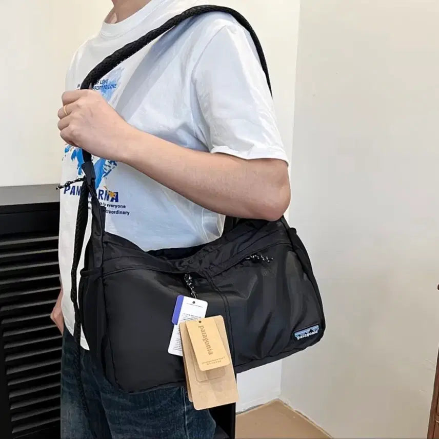 [BUNJANG] Patagonia Black Shoulder Crossbody Bag / 파타고니아 블랙 숄더 크로스백(새상품)