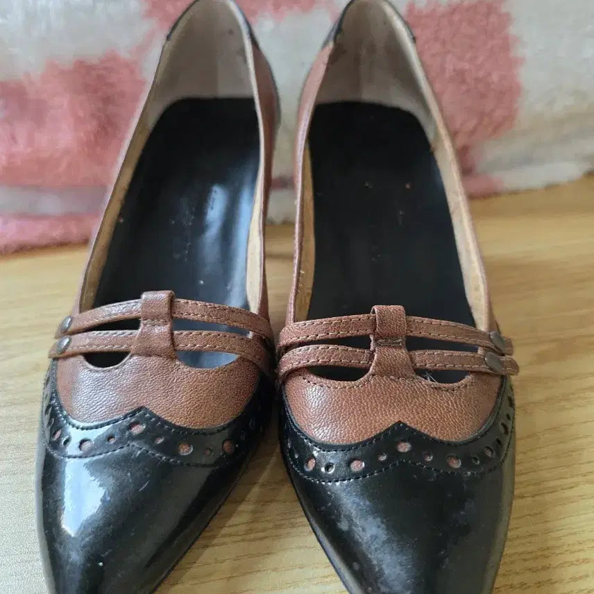 [BUNJANG] Women's Two-Tone Oxford Heel Shoes / (중고) 여성 힐