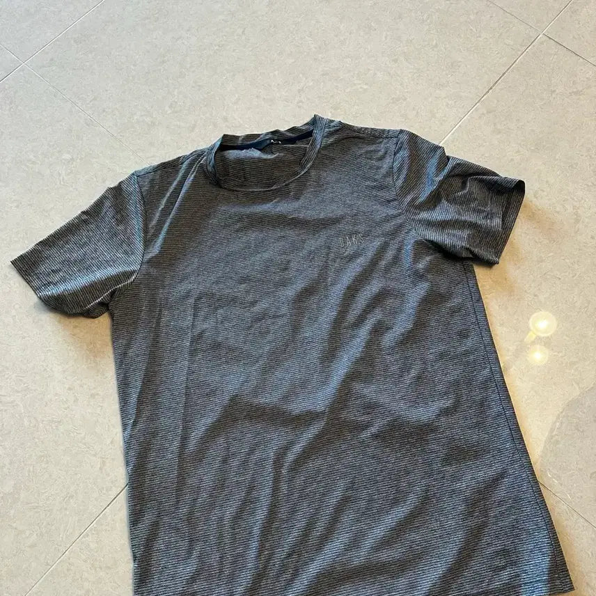 [BUNJANG] Daks Short Sleeve T-Shirt Grey / 닥스 반팔 티셔츠 그레이