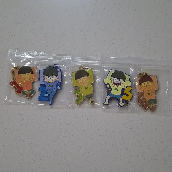 [BUNJANG] Osomatsusan Gorone Series Keychain Set / 오소마츠상 고로네 시리즈 키링 오소마츠카라마츠쵸로마츠쥬시마츠토도마츠 12356