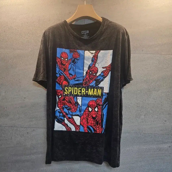 [BUNJANG] Marvel Spider-Man Graphic T-Shirt / 마블 정품! 스파이더맨 그래픽 티셔츠.