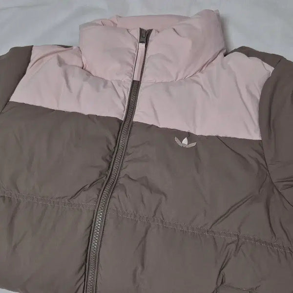 [BUNJANG] Adidas Short Padded Down Jacket Trace Brown Pink KV2690 / 아디다스 숏 패딩 브라운 핑크 KV2690 숏 다운 퍼프 트레이스 브라운 핑크