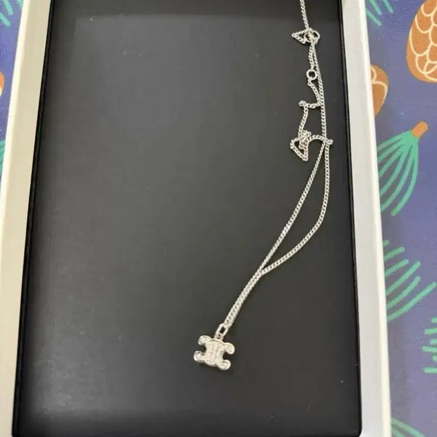 [BUNJANG] Celine Triomphe Necklace Silver / 셀린느 트리오페 목걸이 실버