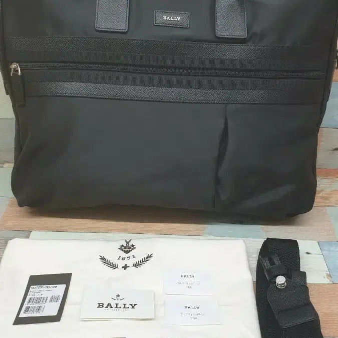 [BUNJANG] Bally Boston Bag Travel Bag Briefcase Crossbody / 발리 서류가방 보스턴백 여행용가방 크로스백