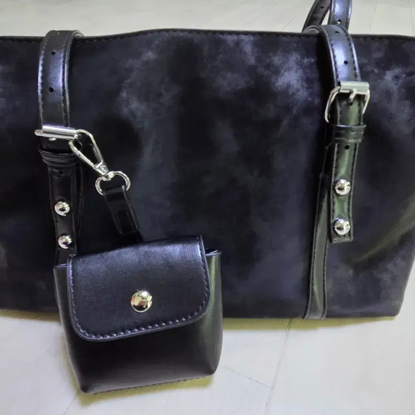 [BUNJANG] Black Nubuck Shoulder Bag Pouch Set / 블랙 누벅 숄더백 파우치 세트