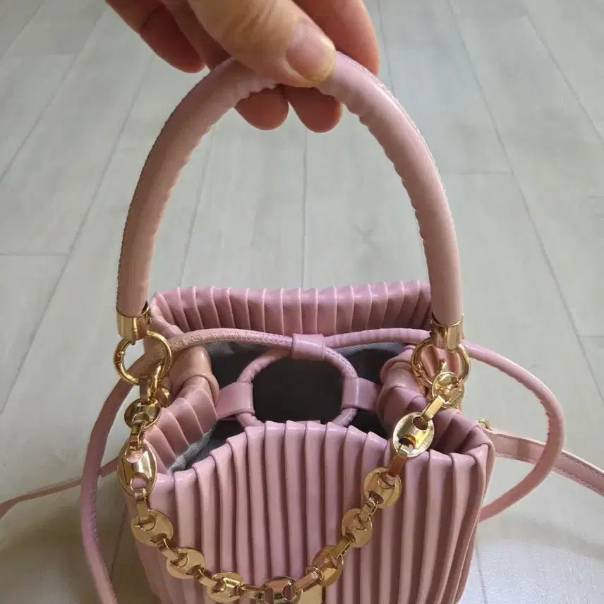 [BUNJANG] Women's Pink Shirred Shoulder Bag with Chain Strap / 여성 숄더백 핑크색