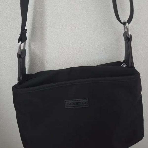 [BUNJANG] BAIRUIDIAO Black Crossbody Bag / BAIRUIDIAO 크로스백 블랙