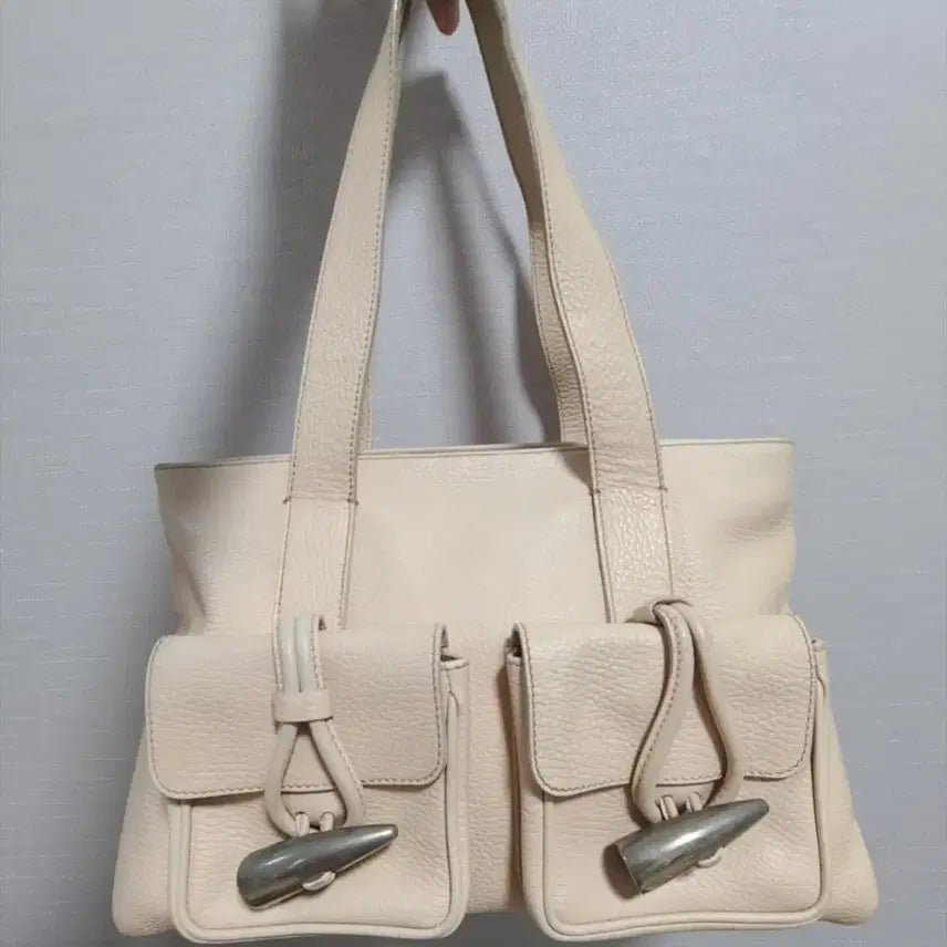 [BUNJANG] Burberry Toggle Pebble Shoulder Bag Cream Pink / 정품 버버리 토글 페블 숄더백 크림핑크