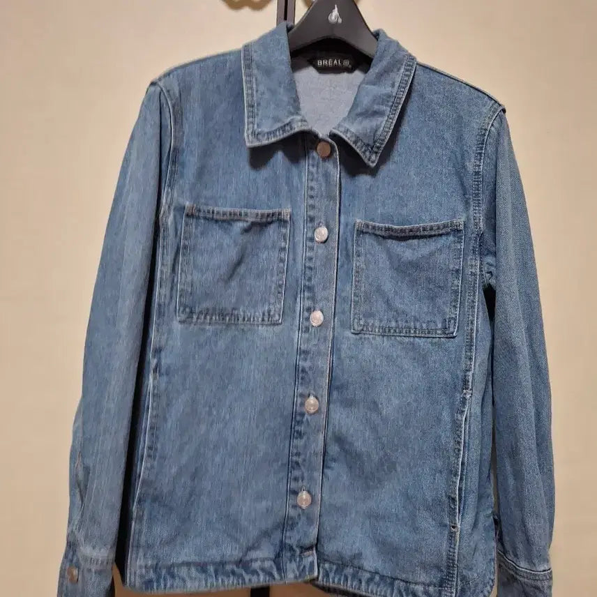 [BUNJANG] BREAL Light Wash Denim Jacket / BREAL  연청 데님 자켓 55 날씬66