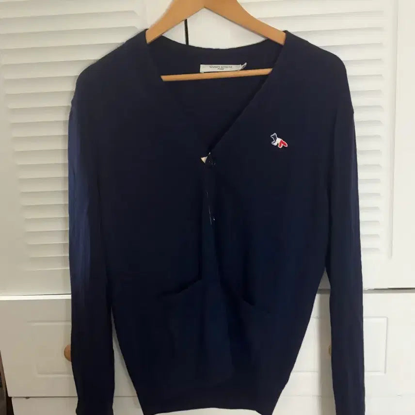 [BUNJANG] Maison Kitsuné Fox Patch Cardigan Navy / 메종키츠네 폭스 패치 가디건 네이비