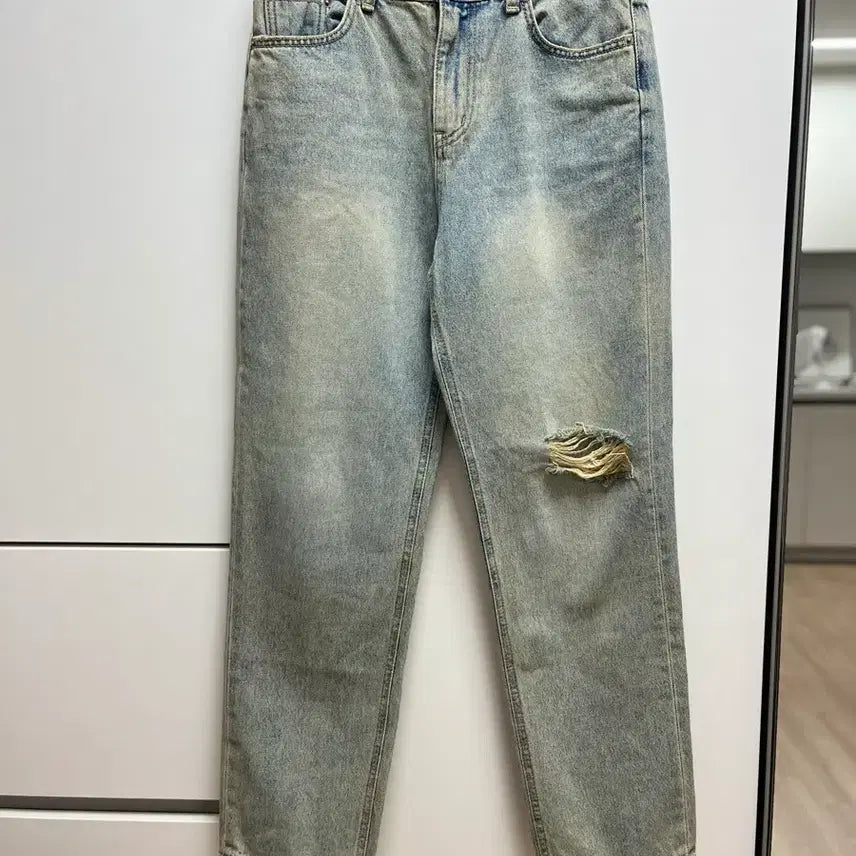 [BUNJANG] Sienne Vintage Distressed Jeans / 시엔느 빈티지 청바지