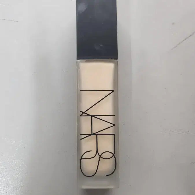 [BUNJANG] NARS Sheer Glow Foundation - Mont Blanc / 나스 파운데이션 몽블랑