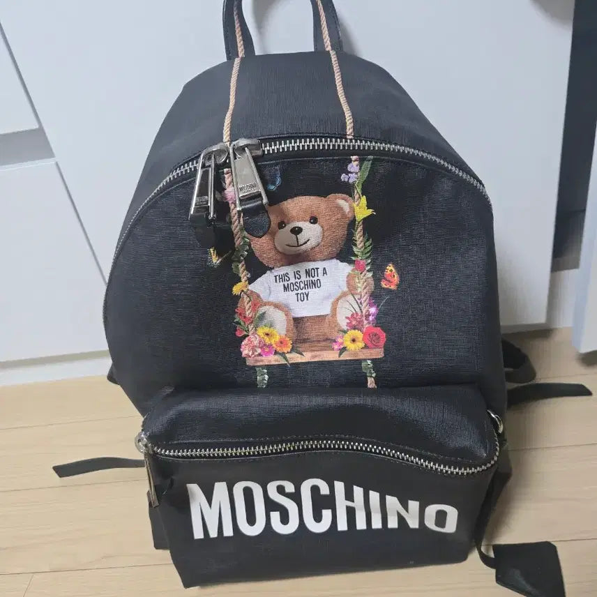 [BUNJANG] Moschino Backpack / 모스키노 백팩