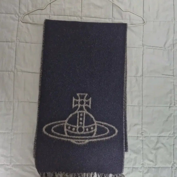 [BUNJANG] Vivienne Westwood Muffler Navy & Charcoal / 비비안웨스트우드 머플러(목도리) 네이비 & 차콜 급처합니다 오늘만 12에 팝니다