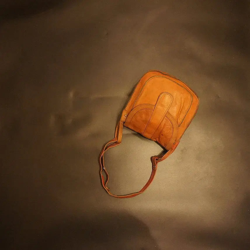 [BUNJANG] Vintage Leather Shoulder Bag/Crossbody Bag for Men / Q7065 숄더백 크로스백 가죽백 가죽가방 빈티지가방 남성가방 남자백
