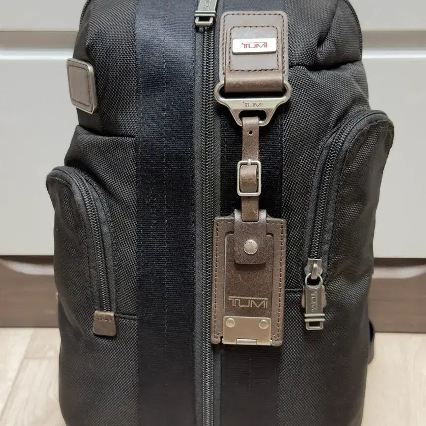 [BUNJANG] TUMI Alpha Bravo Monterey Sling Bag / 투미(TUMI) 알파 브라보 몬테레이 슬링백입니다