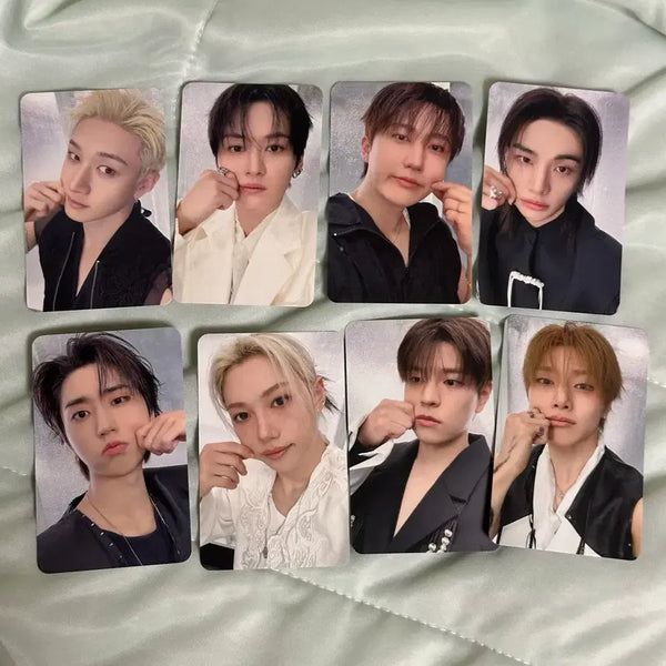 [BUNJANG] Stray Kids Run It MD Bundle Set OT8 / 일괄)스트레이키즈 스키즈 run it 온라인 구매 4만원 특전 md ot8