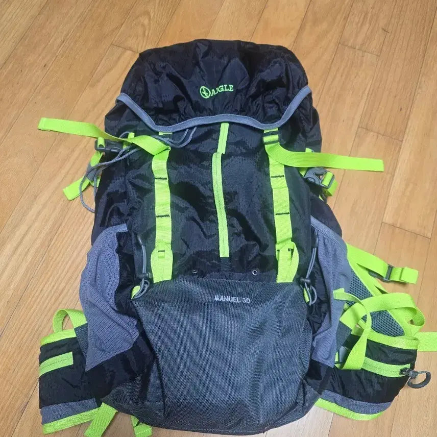 [BUNJANG] AIGLE MANUEL 30 Hiking Backpack / AIGLE MANUEL 30 등산 배낭