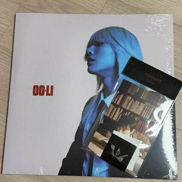 [BUNJANG] WOODZ LP + POB (Sealed) / [미개봉]우즈 lp +특전