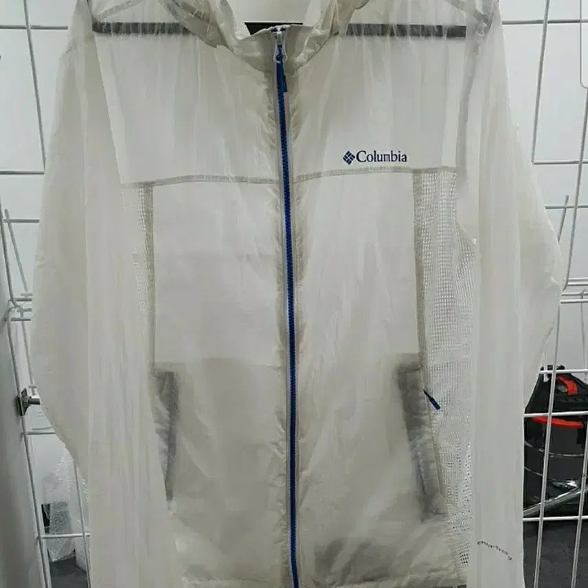 [BUNJANG] Columbia Genuine Lightweight Hooded Windbreaker Jacket XL White / 콜롬비아 정품 경량바람막이 105사이즈 판매합니다