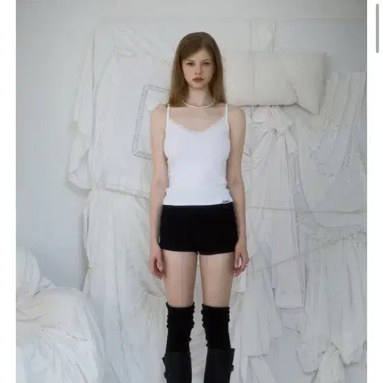 [BUNJANG] Rose Franz Slim Sleeveless Top / 로제프란츠 슬림 슬리브리스
