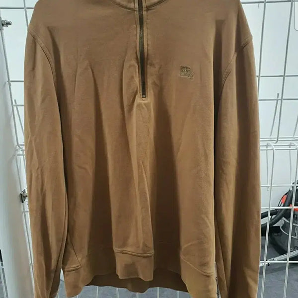 [BUNJANG] Burberry Authentic Men's Half-Zip Sweatshirt Size 100 / 버버리 정품 남성 집업 100사이즈 판매합니다