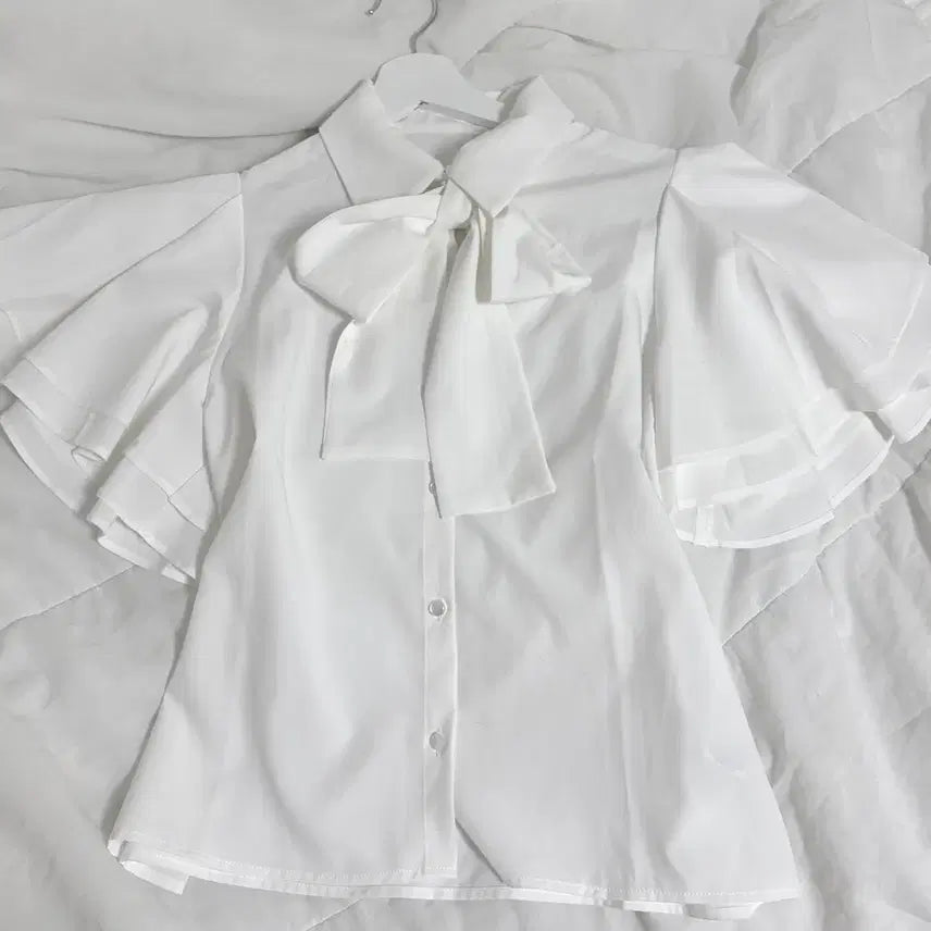 [BUNJANG] GRL Frill Short-Sleeve Blouse / grl 그레일 반소매 프릴 블라우스 스나계