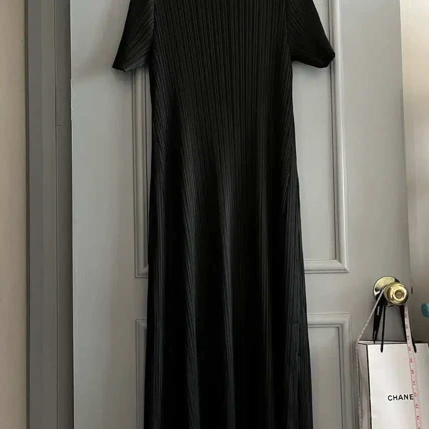 [BUNJANG] J DE MONG Pleated Dress Size 1 / 제이드몽 J DE MONG 플리츠 원피스 1사이즈
