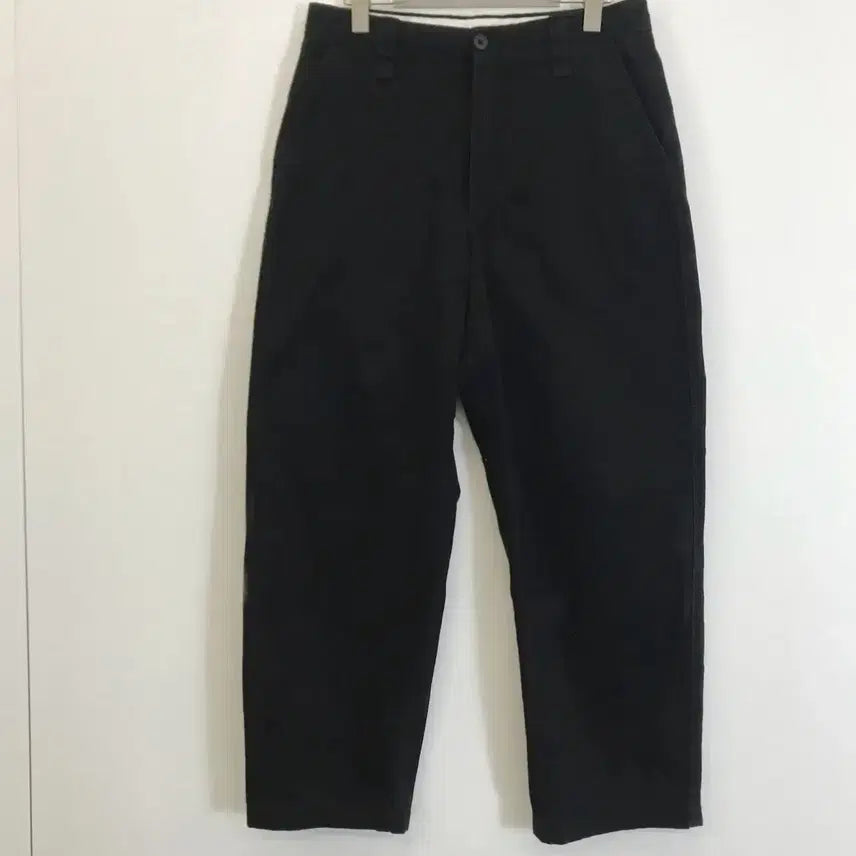 [BUNJANG] Uniqlo U Wide Fit Chino Pants Black Size 79 / 유니클로U 와이드핏 치노팬츠 블랙 [79]