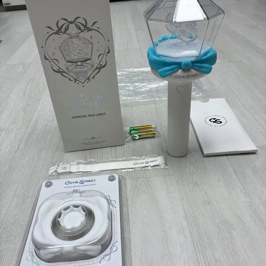 [BUNJANG] Cutie Street Miyu Lightstick with Parts / 큐티스트리트 큐스토 미유 파츠 포함 응원봉