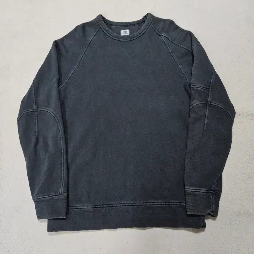 [BUNJANG] C.P. Company Garment Dyed Washed Sweatshirt / CP컴퍼니 가먼트 다잉 워싱 맨투맨 급처