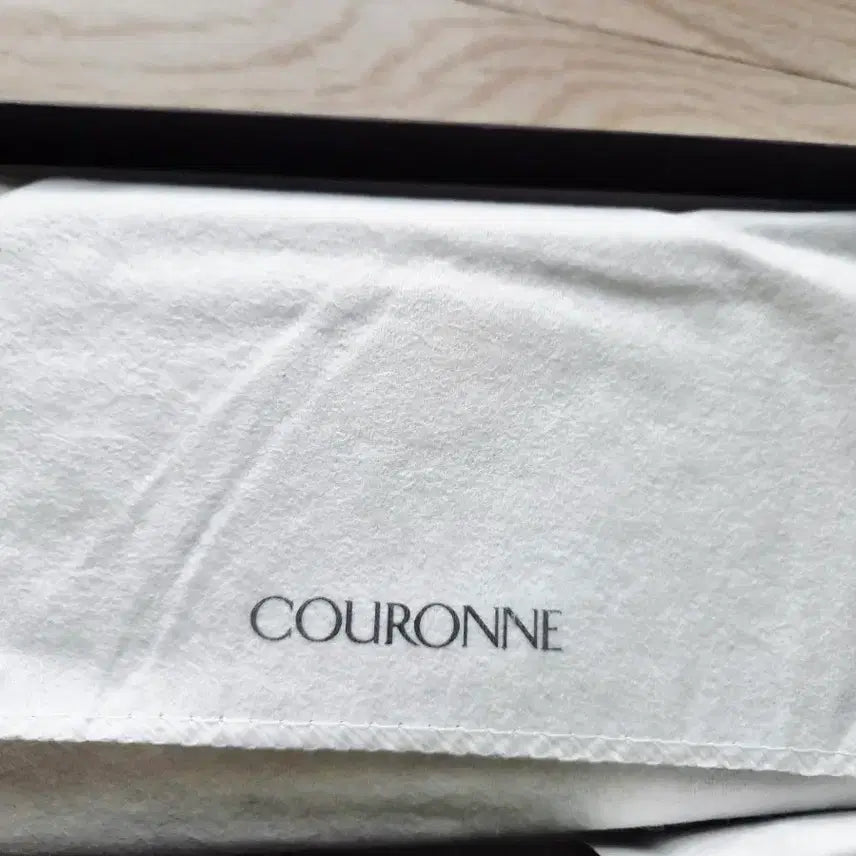 [BUNJANG] Couronne Alligator Pattern Long Wallet / 쿠론 장지갑. 새 상품